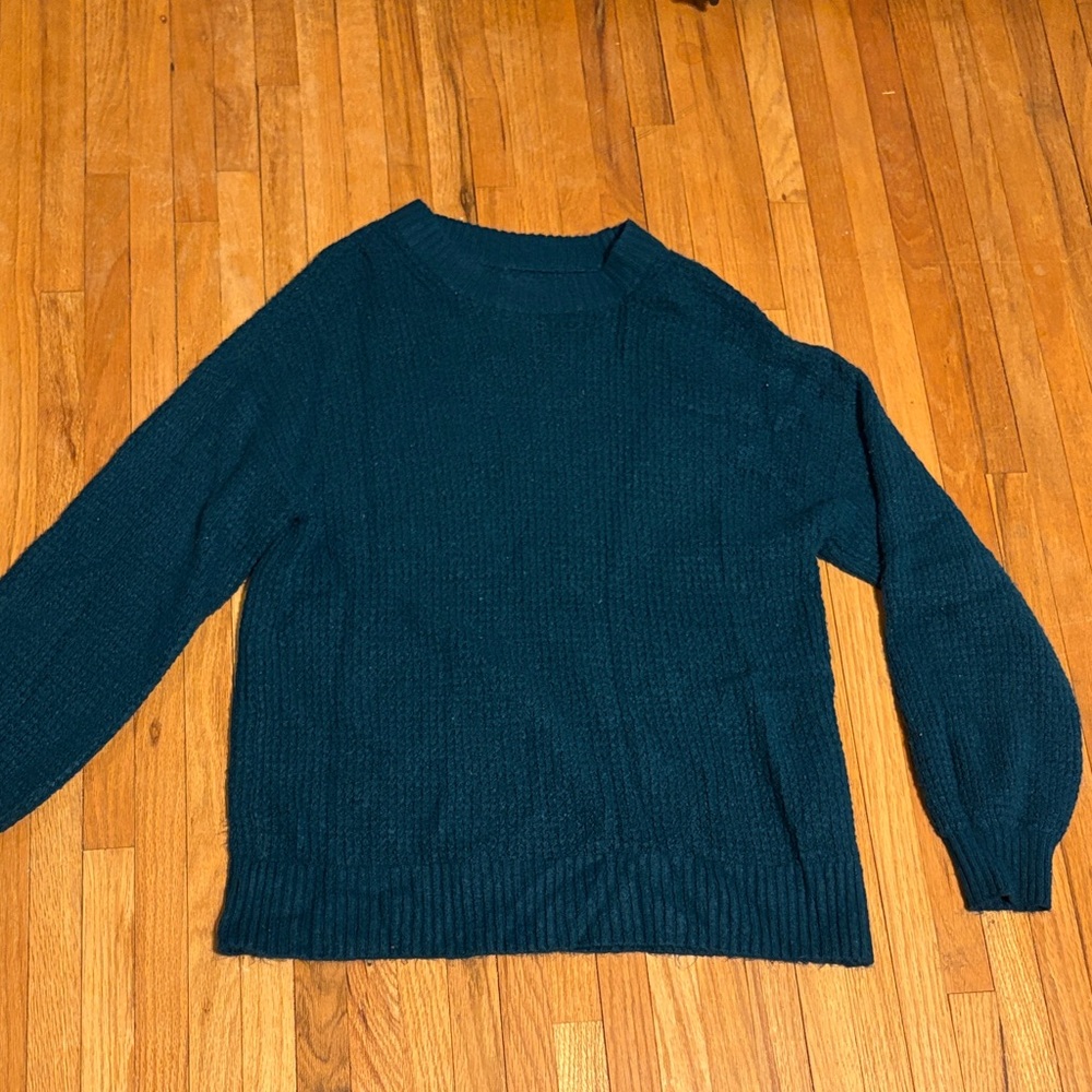 American Eagle Outfitters Teal Crewneck Sweater